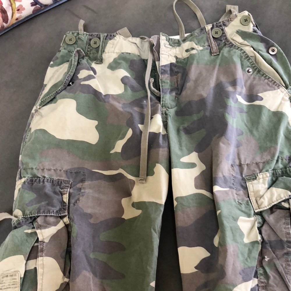 Abercrombie Cargo vintage pants